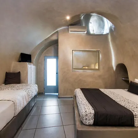 Katerina's Castle - Caldera Cave Hotell 3*
